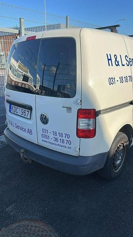 Vit Begagnad 2010 VW Caddy Minibuss | 28 000 kr (Superpris) - Bild 1/2