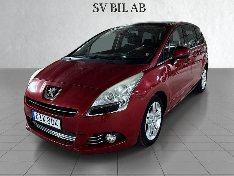 Röd Begagnad 2010 Peugeot 5008 Allure Minibuss | 54 900 kr (Marknadspris) - Bild 1/4