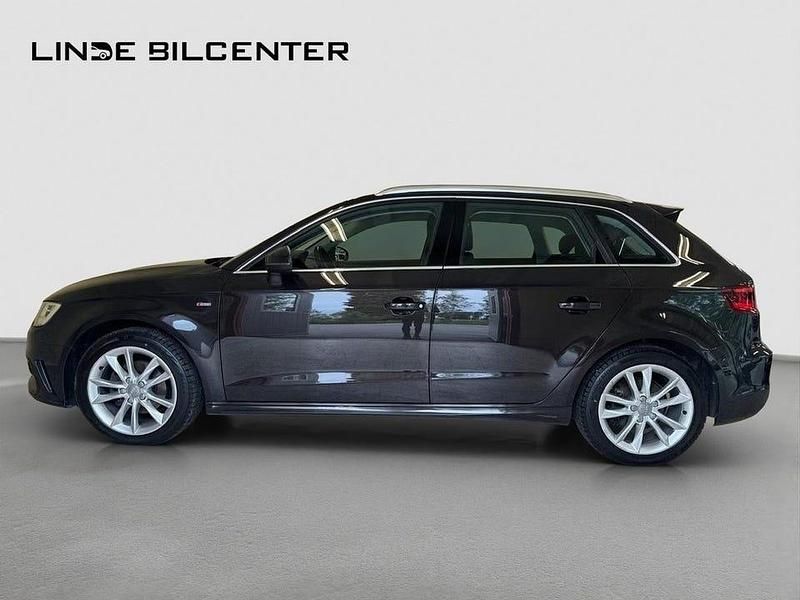 Begagnad Audi A3 S-Line 110 HK (80 kW) 2016 Brun Sedan