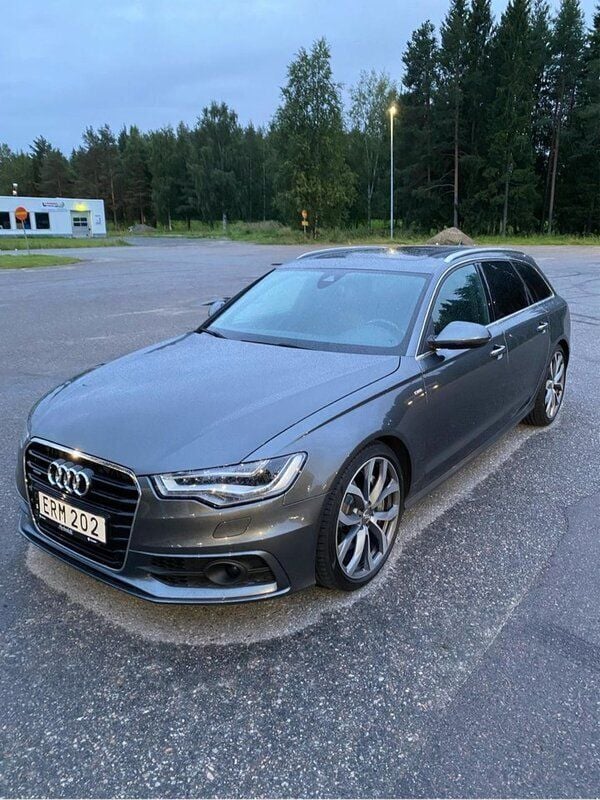 Grå Begagnad 2014 Audi A6 S-Line Kombi | 239 000 kr (Dyr) - Bild 1/4