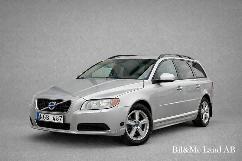 Grå Begagnad 2013 Volvo V70 Kombi | 76 000 kr (Bra pris) - Bild 1/4
