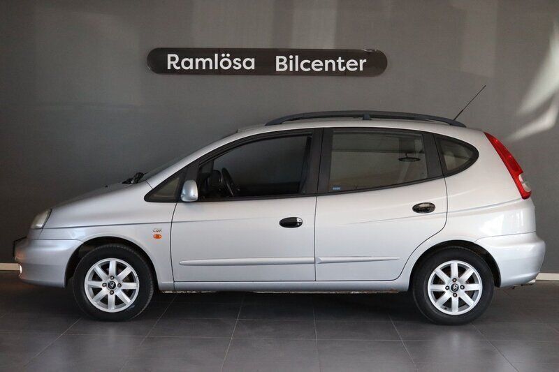 Silver Begagnad 2003 Chevrolet Tacuma Minibuss | 18 900 kr - Bild 1/4