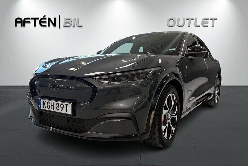 Blå Begagnad 2021 Ford Mustang Mach-E Standard Range SUV | 339 800 kr (Bra pris) - Bild 1/3