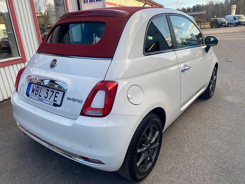 Begagnad Fiat 500C Dolcevita 71 HK (52 kW) 2023 Vit Cab