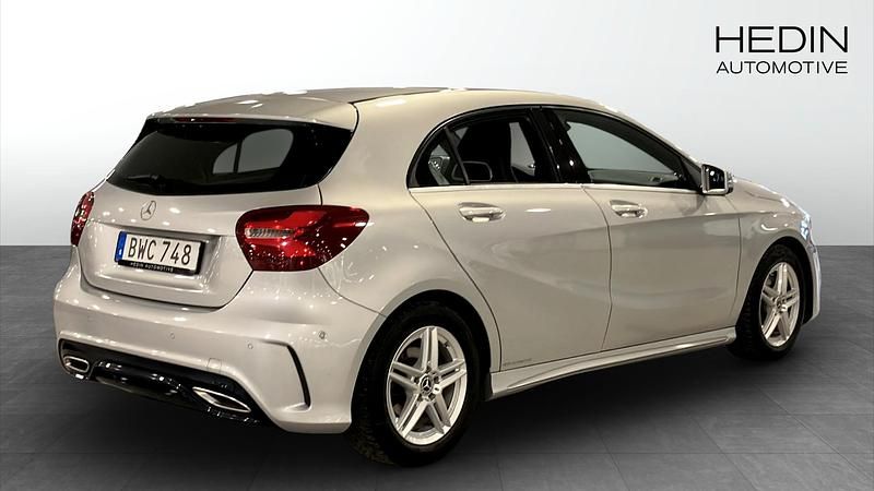 Begagnad Mercedes A180 122 HK (89 kW) 2018 Grå Halvkombi