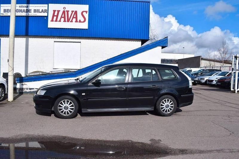 Svart Begagnad 2006 Saab 9-3 Linear Kombi | 24 900 kr (Marknadspris) - Bild 1/4