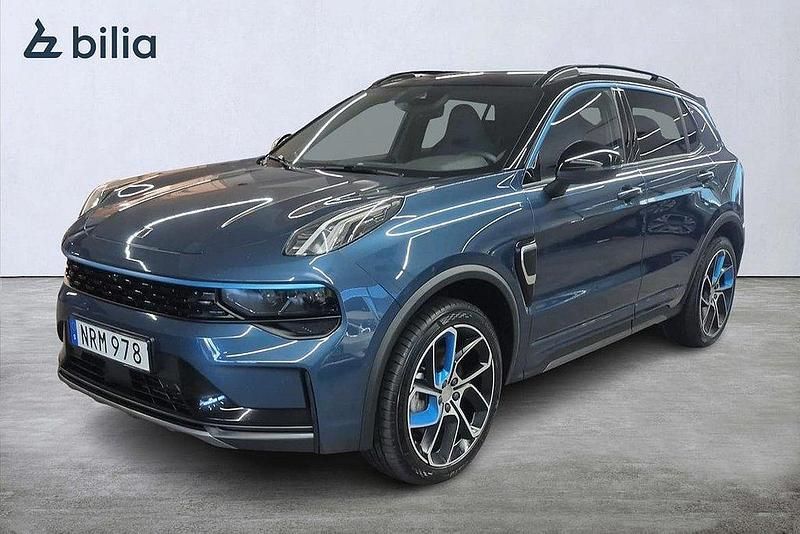 Blå Begagnad 2023 Lynk & Co 01 SUV | 305 000 kr (Marknadspris) - Bild 1/3