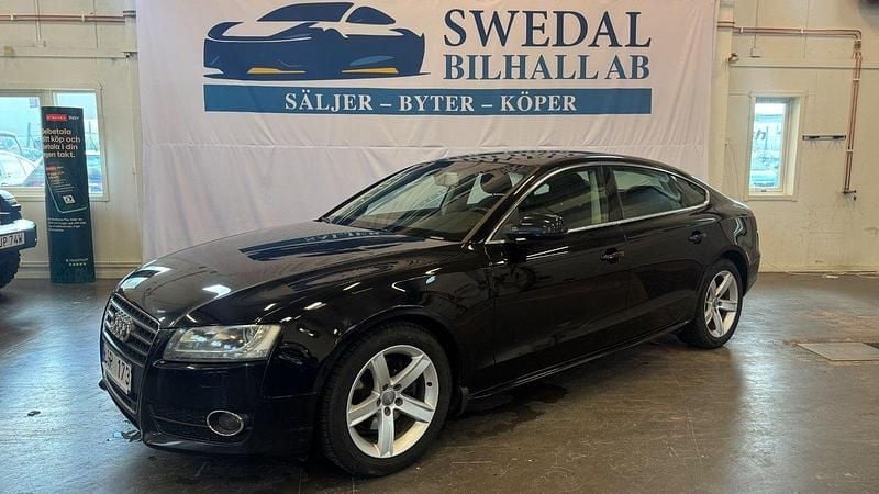 Svart Begagnad 2011 Audi A5 Sportback Comfort Halvkombi | 84 800 kr - Bild 1/4