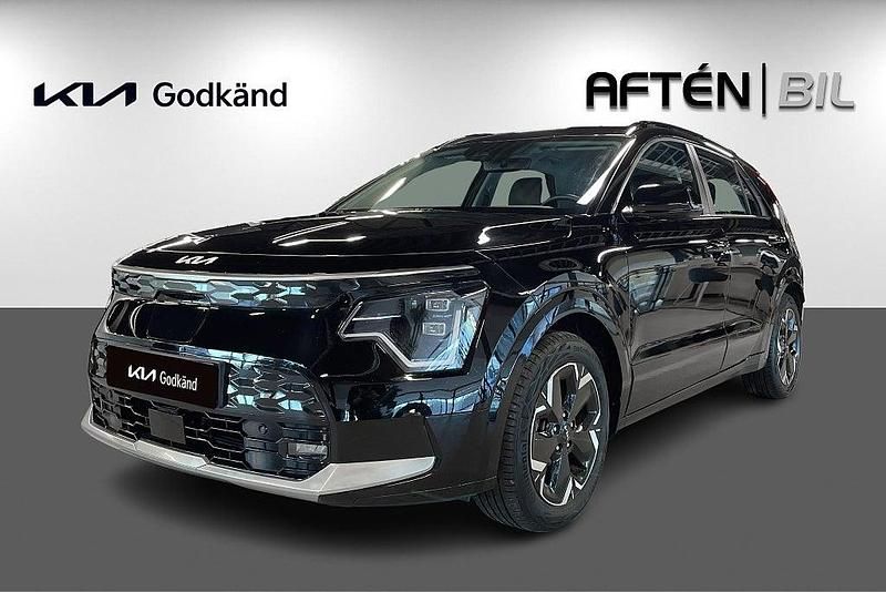 Svart Begagnad 2022 Kia e-Niro SUV | 299 800 kr (Marknadspris) - Bild 1/3