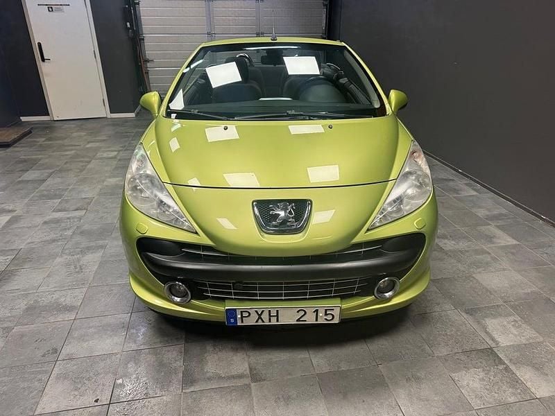 Begagnad Peugeot 207 CC 120 HK (88 kW) 2007 Gul Cab