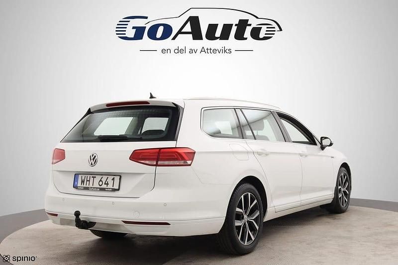 Begagnad VW Passat 151 HK (111 kW) 2016 Vit Kombi