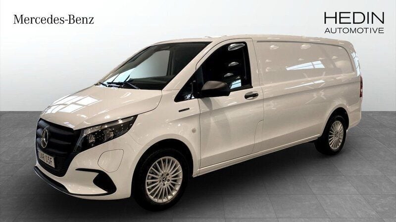 Vit (white) Begagnad 2024 Mercedes e-Vito Minibuss | 650 000 kr (Marknadspris) - Bild 1/4