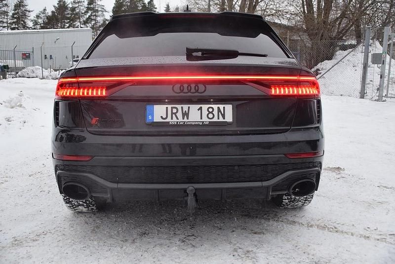 Begagnad Audi Q8 600 HK (441 kW) 2020 Svart SUV