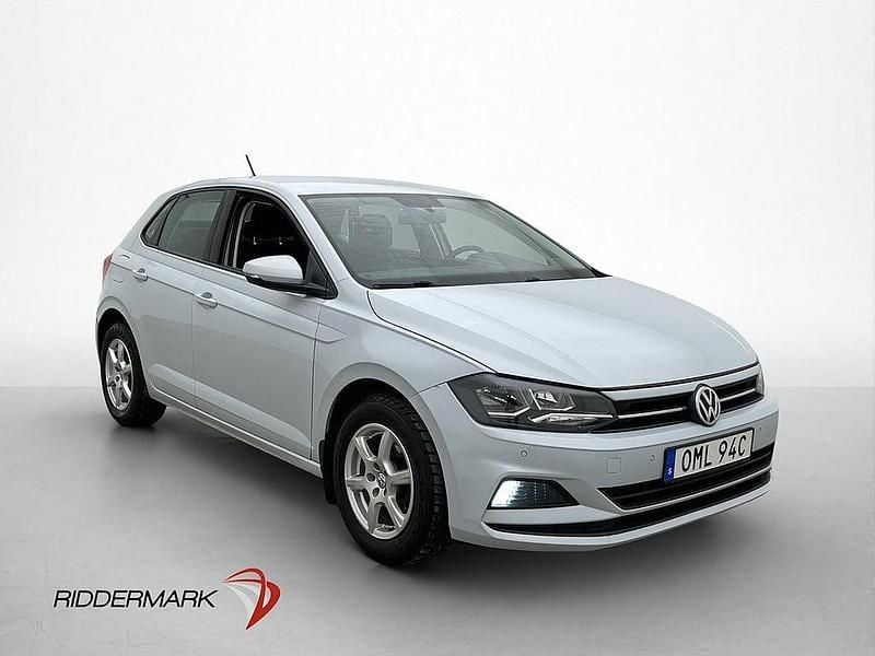 Begagnad VW Polo 2020 Grå Halvkombi
