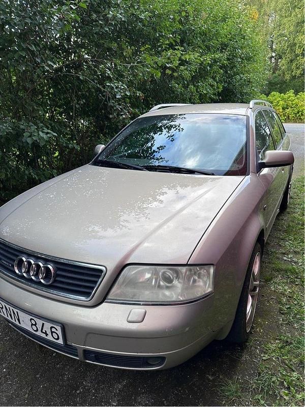 Brun Begagnad 2000 Audi A6 Kombi | 25 000 kr (Marknadspris) - Bild 1/4