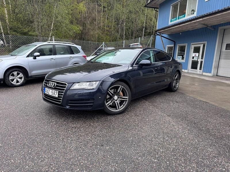 Blå Begagnad 2010 Audi A7 Sportback Halvkombi | 179 900 kr (Lite dyr) - Bild 1/4