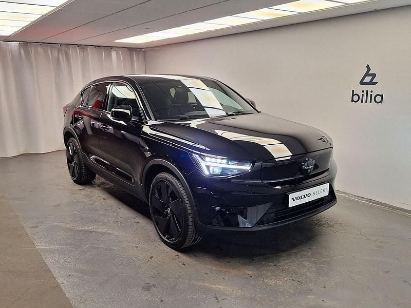 Svart Begagnad 2024 Volvo EC40 Performance SUV | 539 000 kr - Bild 1/3