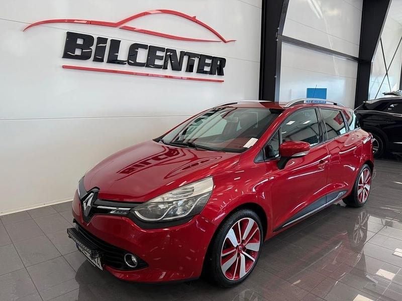 Begagnad Renault Clio IV 90 HK (66 kW) 2014 Röd Kombi