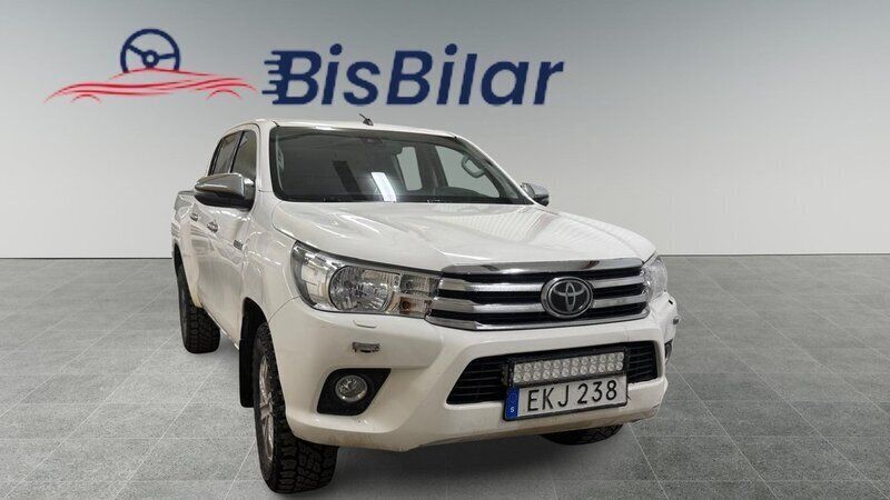 Vit Begagnad 2018 Toyota HiLux Pickup | 279 900 kr (Bra pris) - Bild 1/4