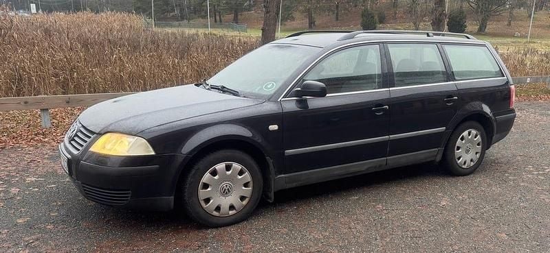 Begagnad 2003 VW Passat Kombi | 18 500 kr (Marknadspris) - Bild 1/4