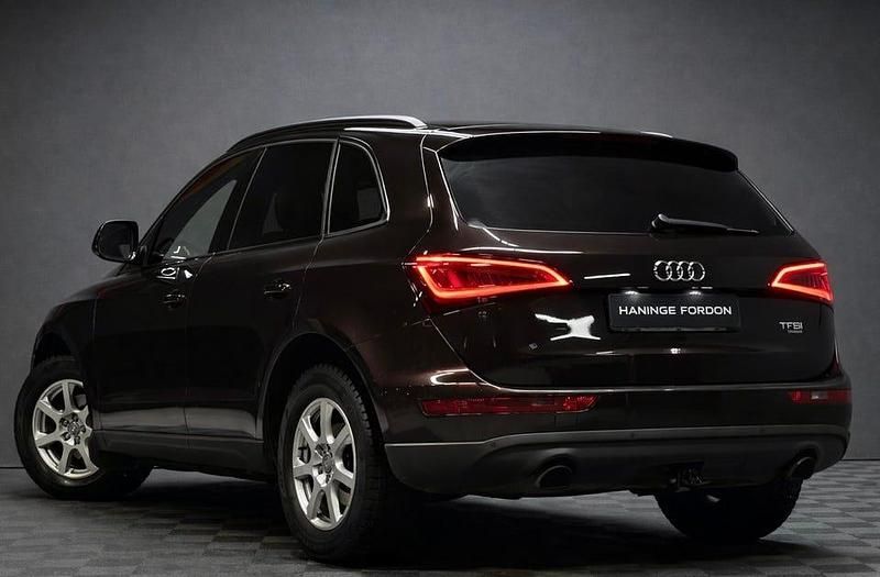 Begagnad Audi Q5 Design 224 HK (164 kW) 2015 Brun SUV