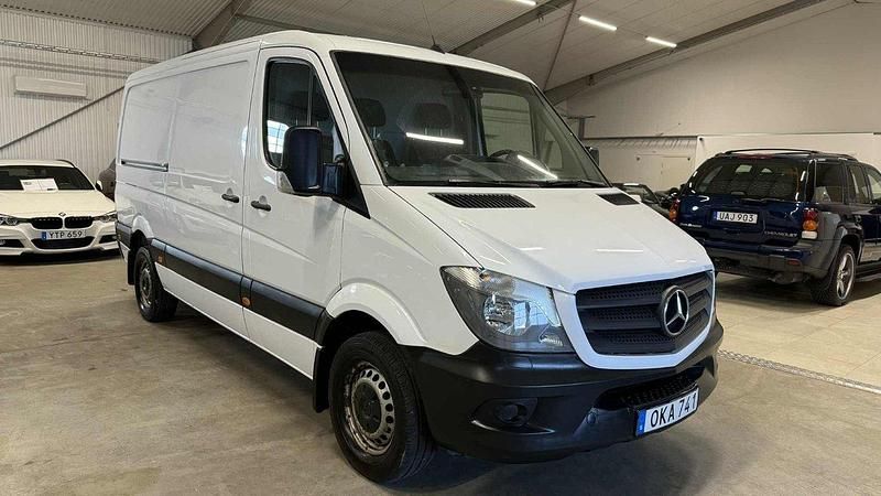 Vit Begagnad 2017 Mercedes Sprinter Van | 169 900 kr (Superpris) - Bild 1/4