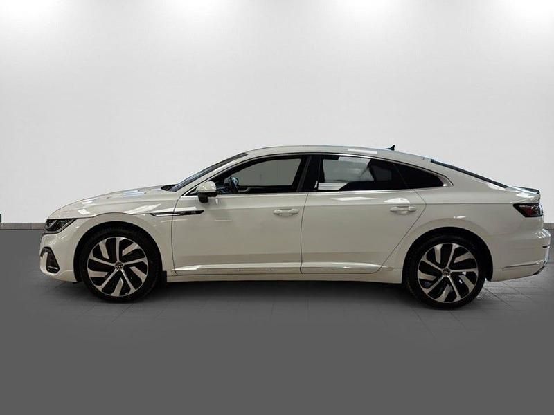 Begagnad VW Arteon R-line 218 HK (160 kW) 2021 Vit Halvkombi