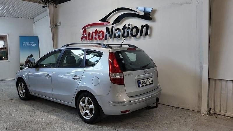 Begagnad Hyundai i30 126 HK (92 kW) 2009 Silver Kombi