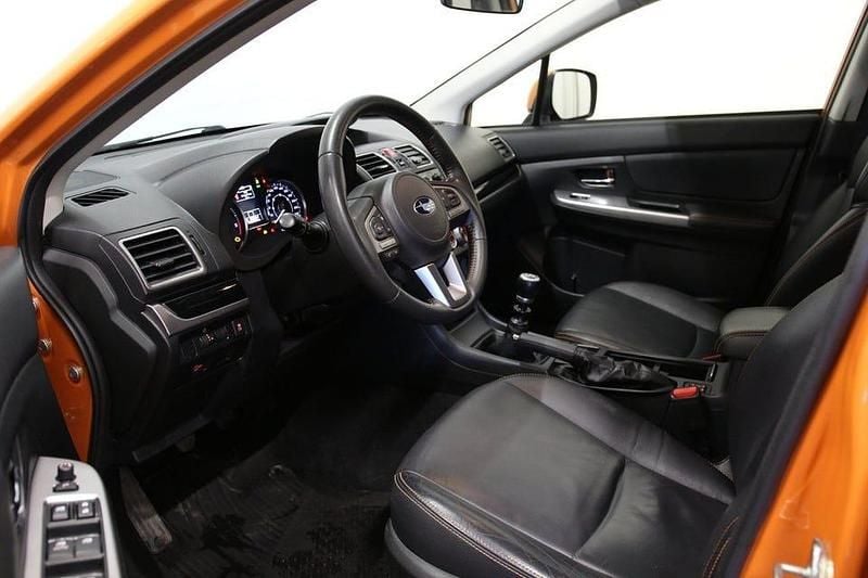 Begagnad Subaru XV Sport 147 HK (108 kW) 2016 Orange SUV