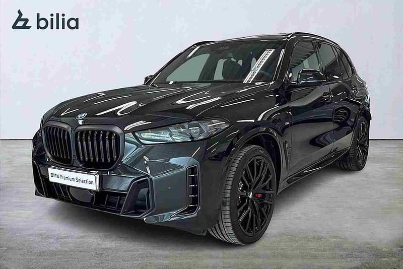 Svart Begagnad 2025 BMW X5 M Sport SUV | 1 039 900 kr (Bra pris) - Bild 1/1
