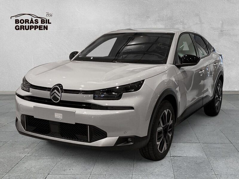 Vit Ny 2025 Citroën C4 PureTech Halvkombi | 279 000 kr (Marknadspris) - Bild 1/4