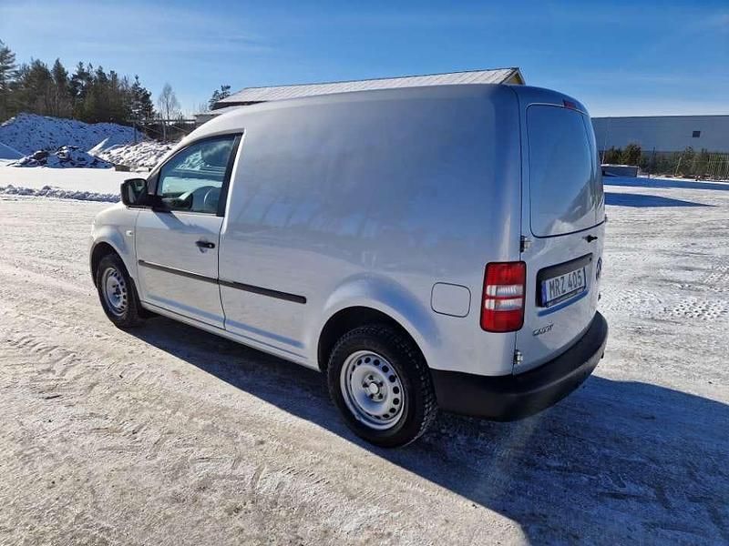 Begagnad VW Caddy 105 HK (77 kW) 2012 Minibuss