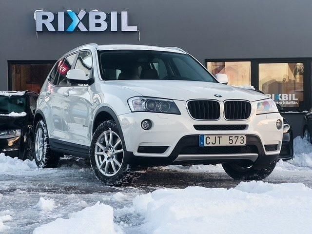 Vit Begagnad 2013 BMW X3 SUV | 99 900 kr (Bra pris) - Bild 1/4