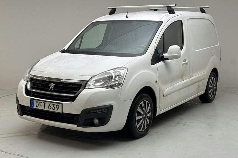 Vit Begagnad 2016 Peugeot Partner Minibuss | 49 000 kr (Lite dyr) - Bild 1/4