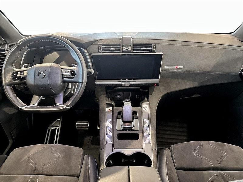 Begagnad DS Automobiles DS7 Crossback Business 301 HK (221 kW) 2021 Vit SUV