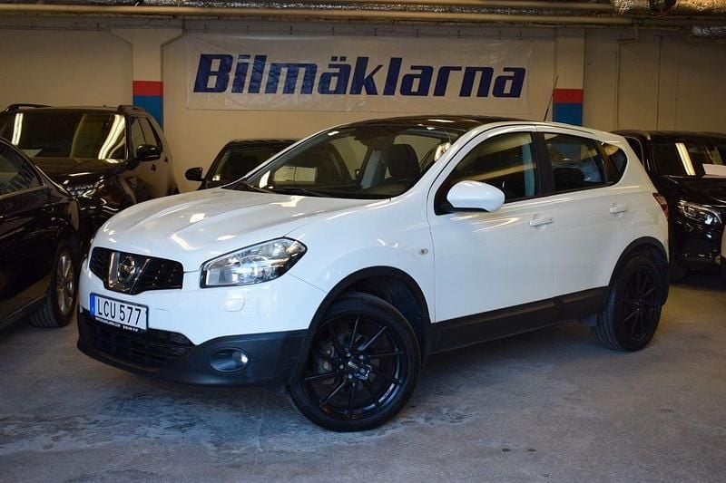 Vit Begagnad 2010 Nissan Qashqai S SUV | 89 900 kr (Marknadspris) - Bild 1/4