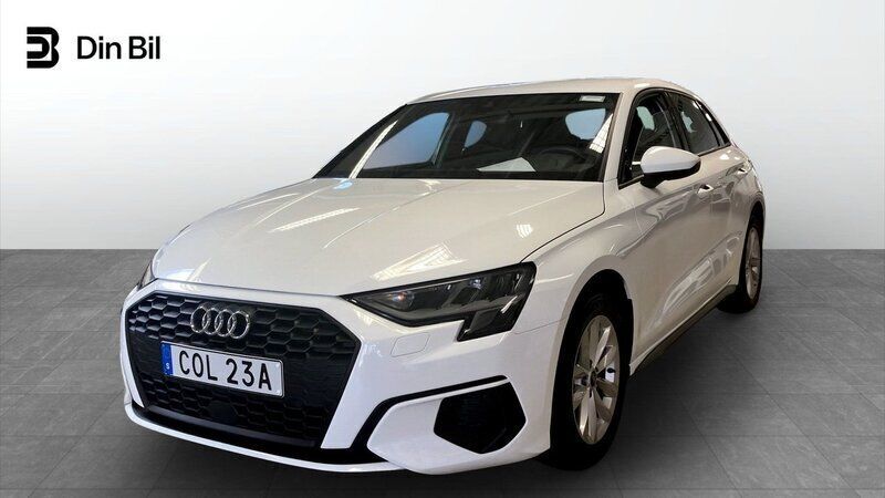 Vit Begagnad 2022 Audi A3 Sportback Proline Halvkombi | 224 000 kr (Marknadspris) - Bild 1/4
