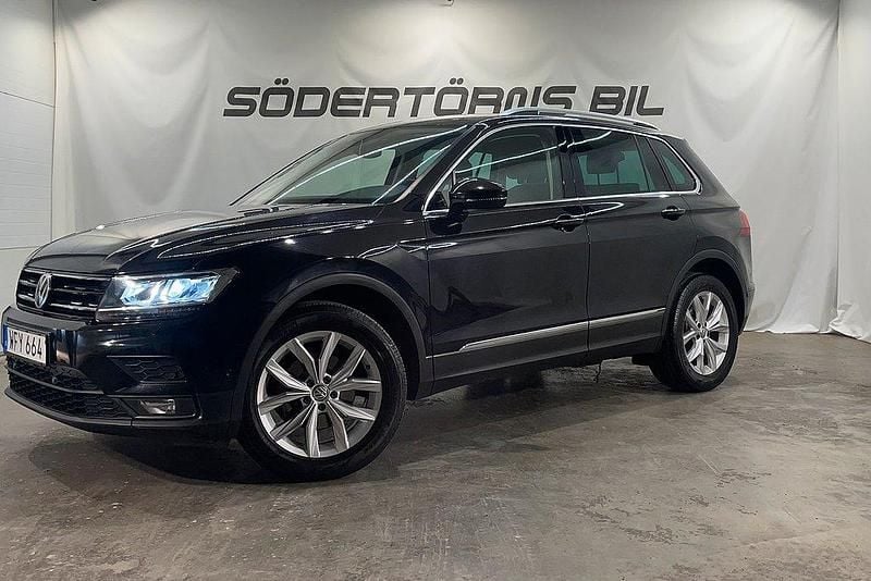 Svart Begagnad 2018 VW Tiguan SUV | 189 900 kr (Superpris) - Bild 1/4