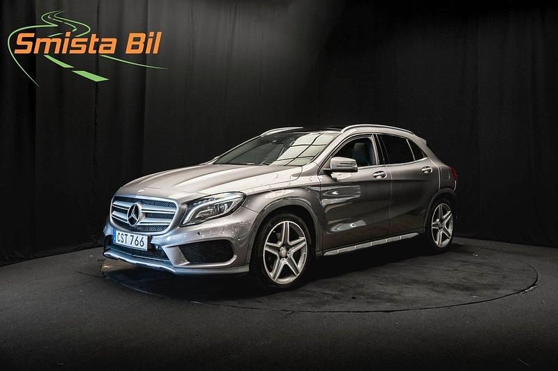 Mörkgrå Begagnad 2014 Mercedes GLA220 AMG SUV | 158 900 kr (Bra pris) - Bild 1/3