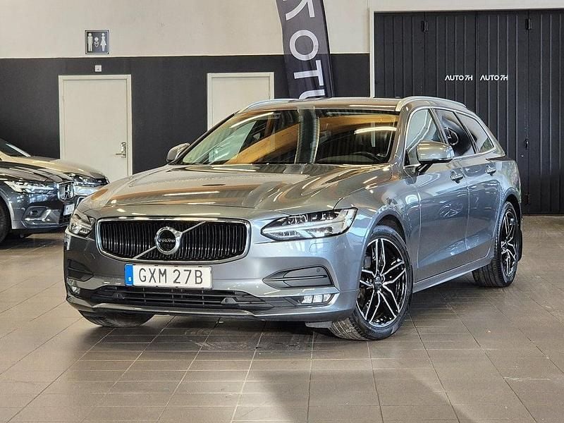 Grå metallic Begagnad 2019 Volvo V90 Momentum Kombi | 259 900 kr (Marknadspris) - Bild 1/4