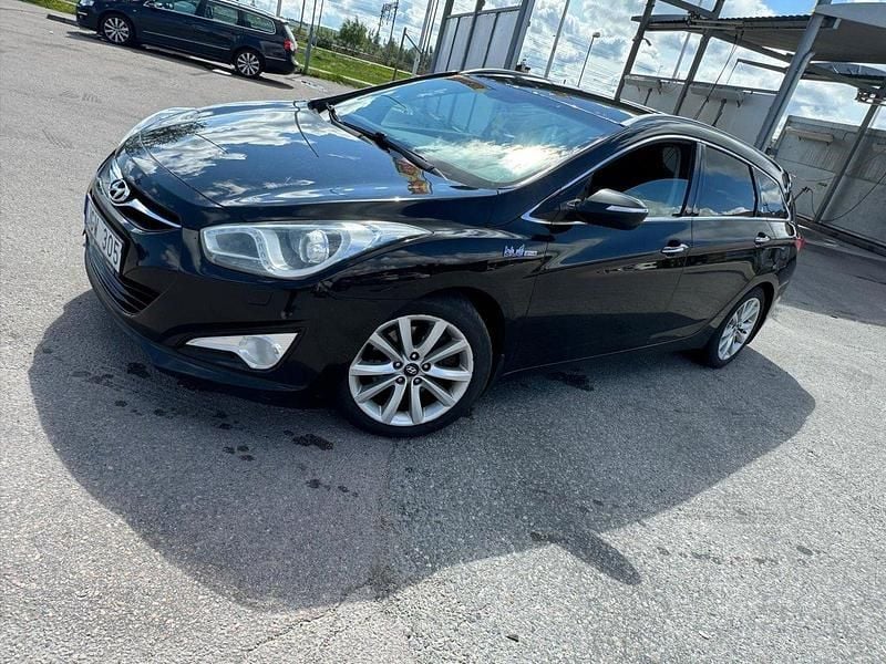 Begagnad 2013 Hyundai i40 Sportkupé | 48 000 kr (Marknadspris) - Bild 1/4