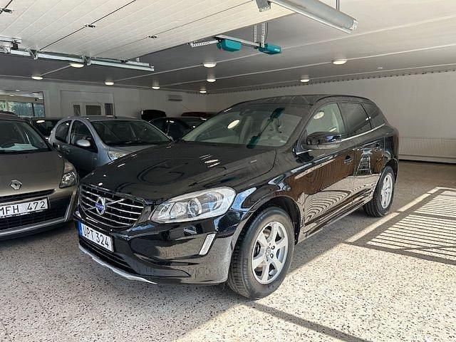 Svart Begagnad 2014 Volvo XC60 Momentum SUV | 188 000 kr (Lite dyr) - Bild 1/4