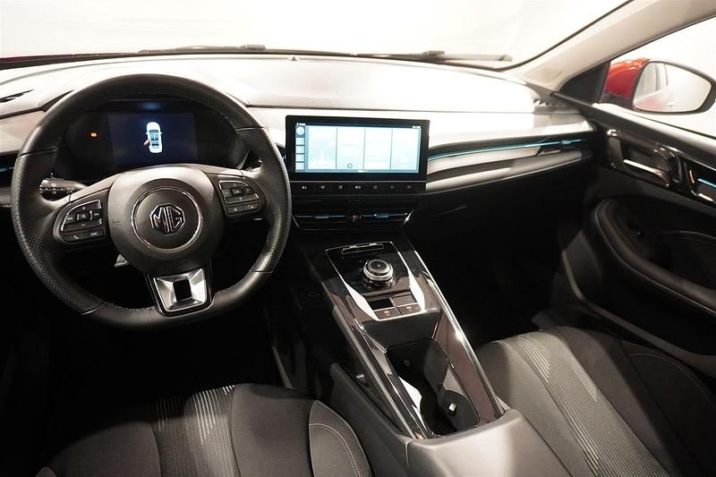 Begagnad MG MG5 EV Comfort 130 kW (177 HK) 2022 Röd Kombi