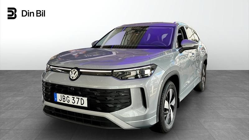 Silver Ny 2025 VW Tayron Life SUV | 518 600 kr (Dyr) - Bild 1/4