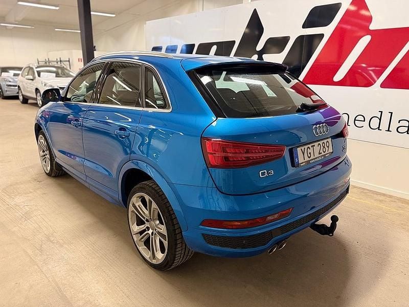 Begagnad Audi Q3 S-Line 184 HK (135 kW) 2016 Hainanblå metallic SUV