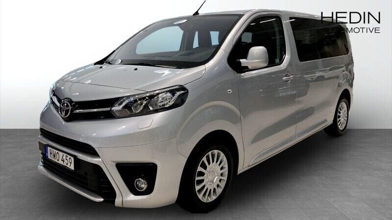 Begagnad 2017 Toyota Proace Verso Kombi | 259 900 kr (Bra pris) - Bild 1/4