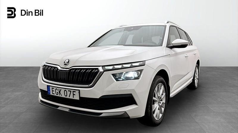 Vit Begagnad 2023 Skoda Kamiq Style SUV | 239 900 kr (Marknadspris) - Bild 1/4
