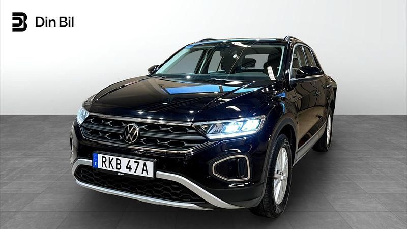 Svart Begagnad 2022 VW T-Roc Life SUV | 229 900 kr (Lite dyr) - Bild 1/4