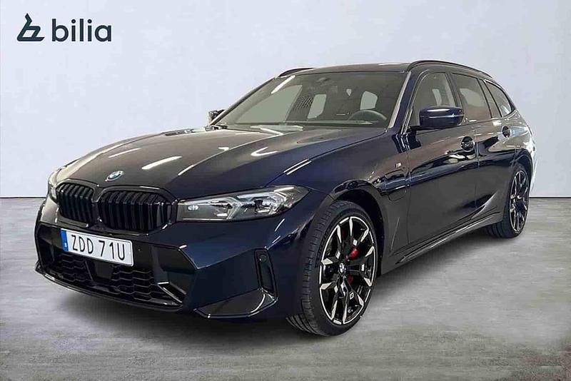 Begagnad BMW 330e 2026 Blå Kombi