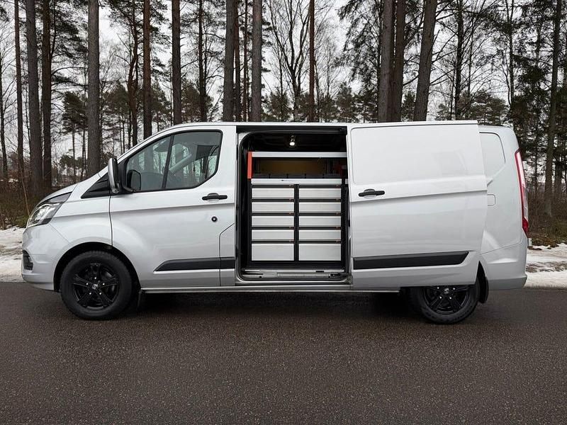 Begagnad Ford Transit Custom 131 HK (96 kW) 2020 Grå